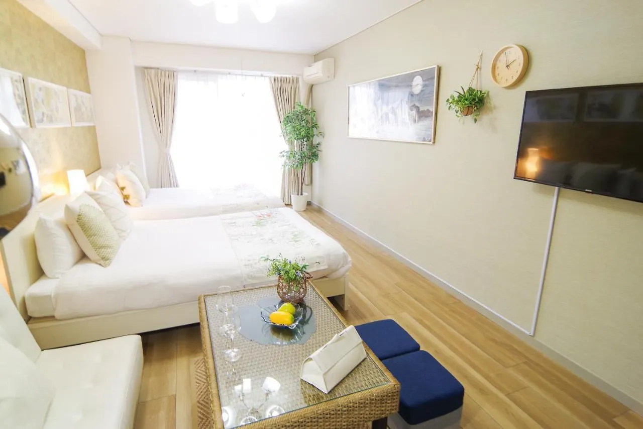 Nippombashi Art Hotel 605 Osaka